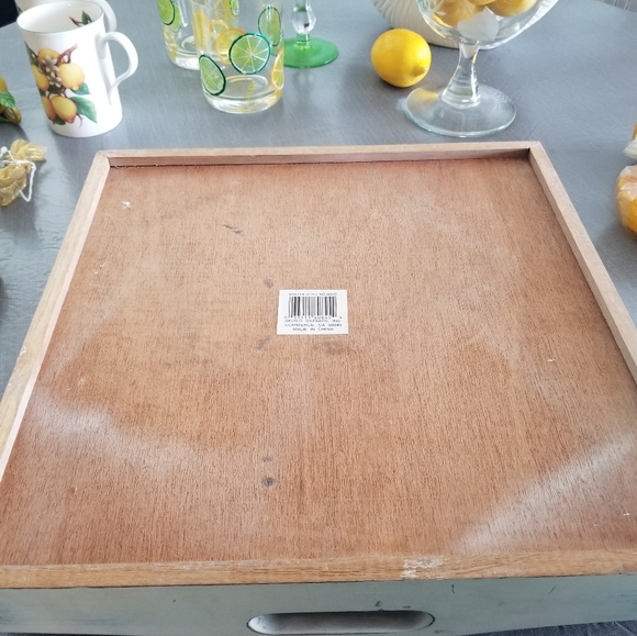 Lemon design Tray - Picture 3 of 4